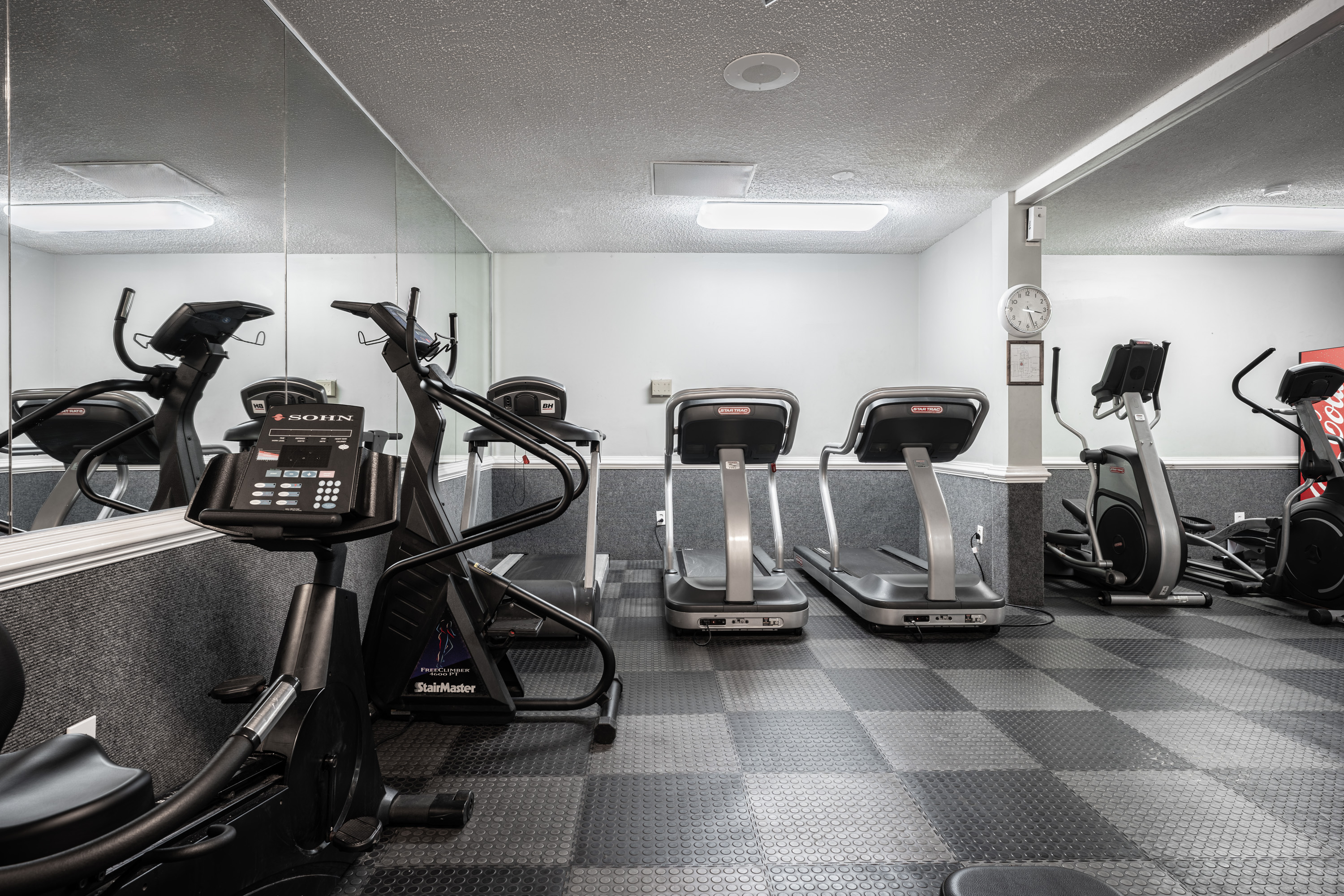 Gym at WaterFront Apartments (1 of 4)