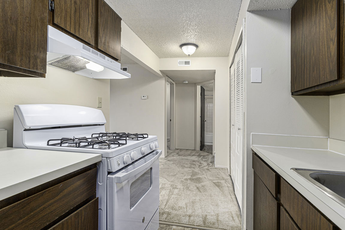 West Wind Apartments 11 of 12