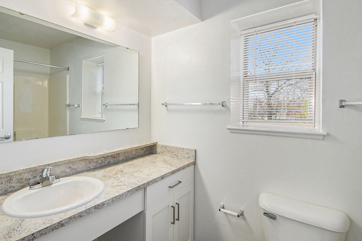 West Hampton Park Apartment Homes 33 of 69