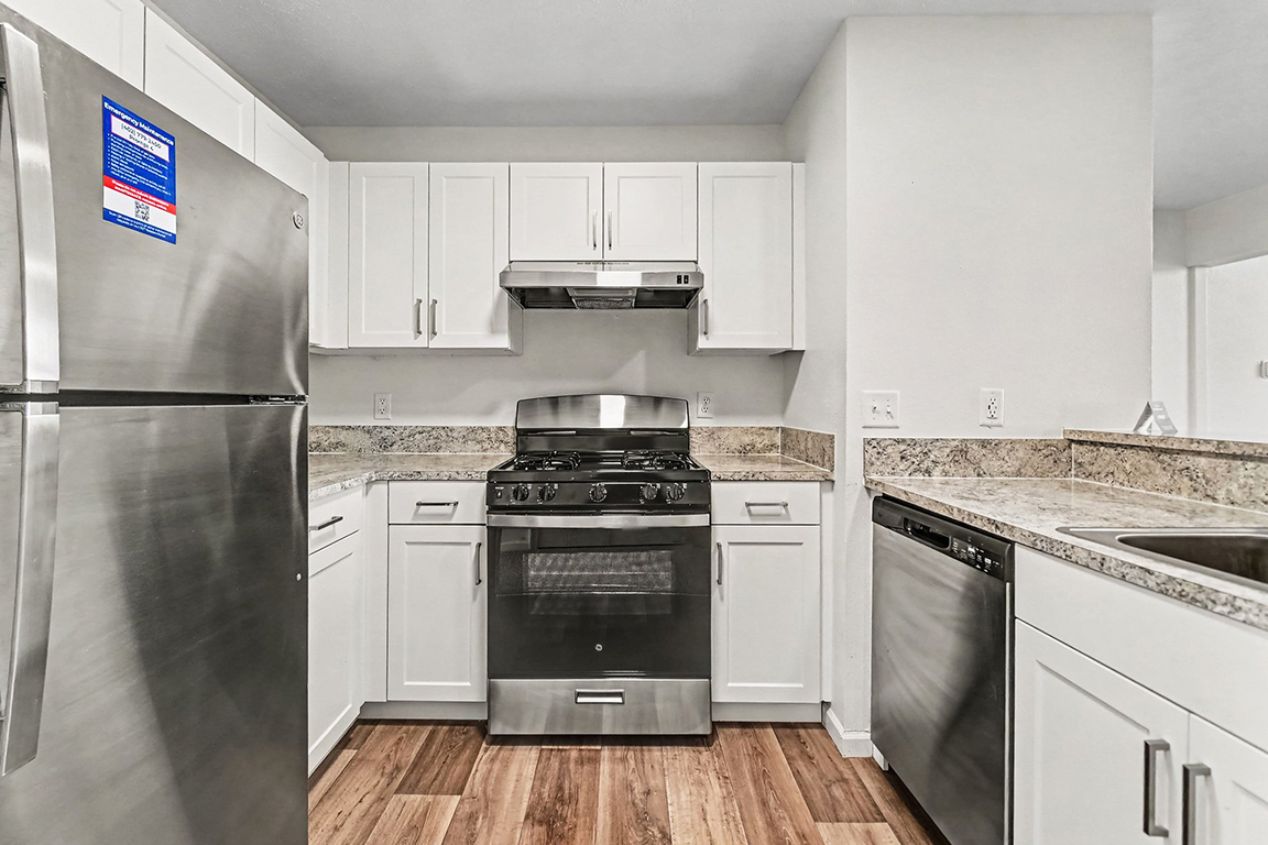 West Hampton Park Apartment Homes 40 of 69