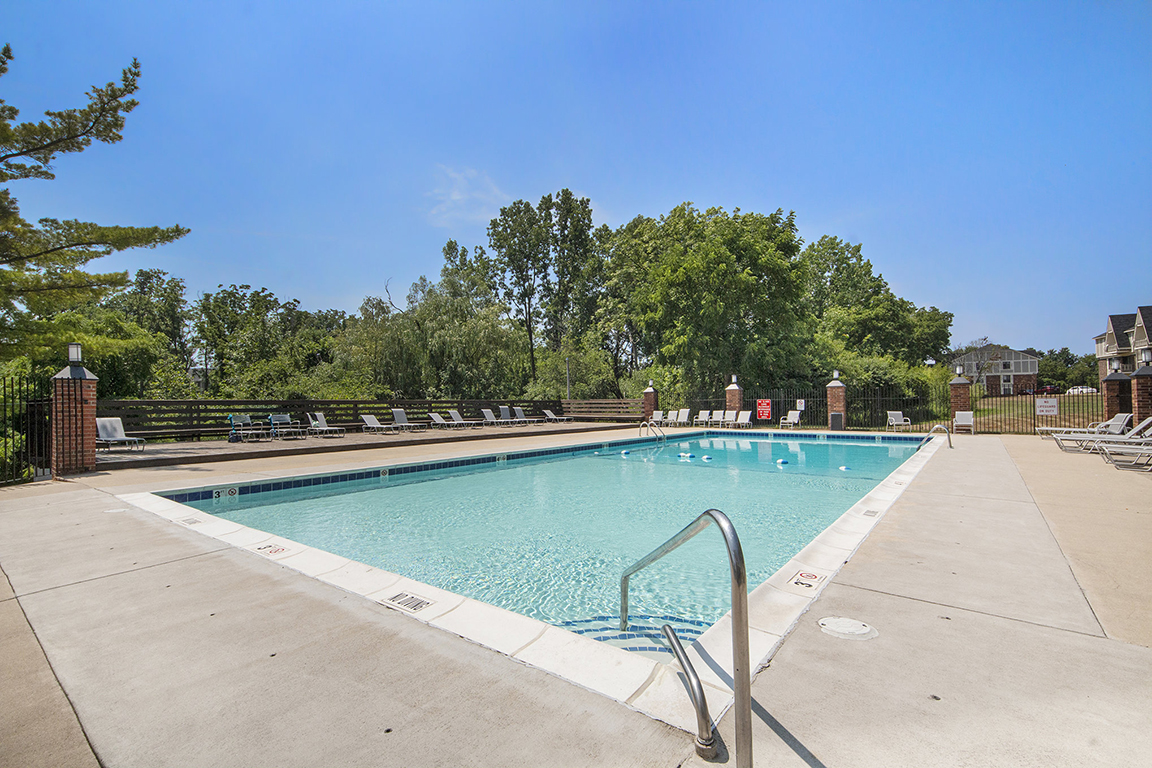 Pool at Wingate Apartments (3 of 4)