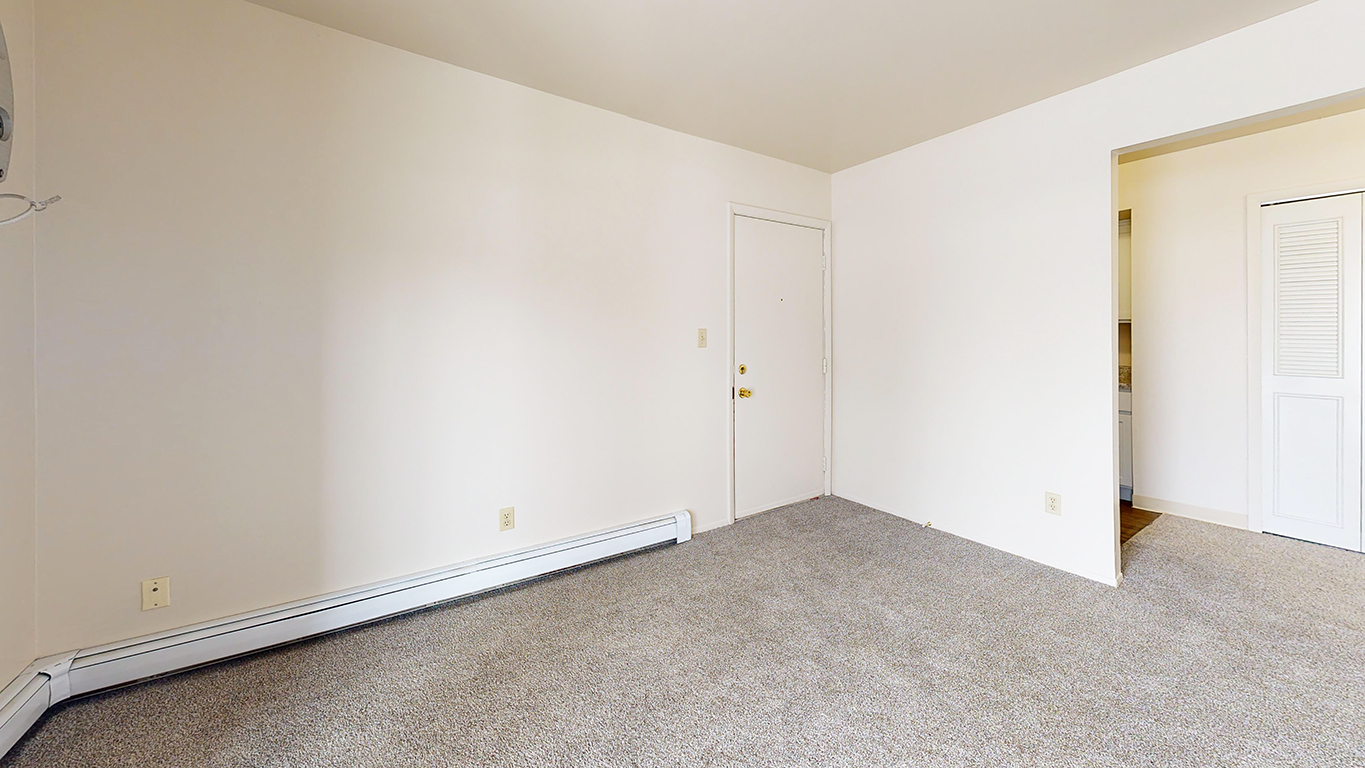 Wood Creek Apartments 7 of 12