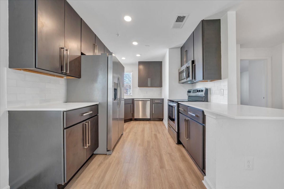 The Vinings Apartments 52 of 52