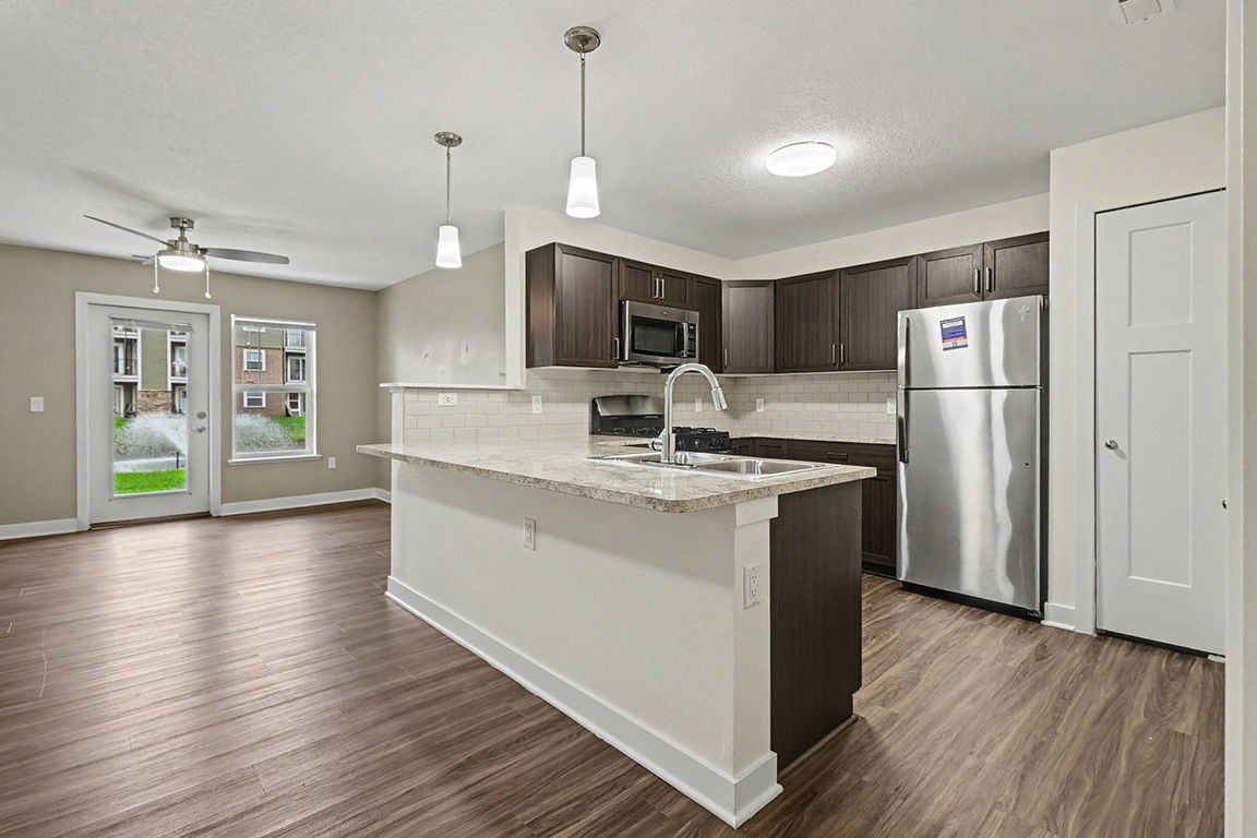 Strathmore Apartment Homes 76 of 76