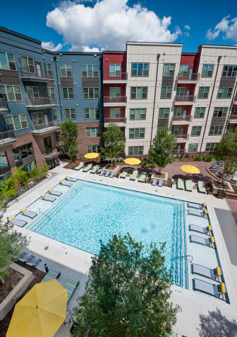 City View Vinings Luxury 1 2 Bedroom Atlanta Apartments For Rent