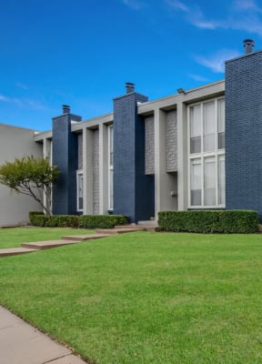 falls on clearwood apartments apartments in richardson tx