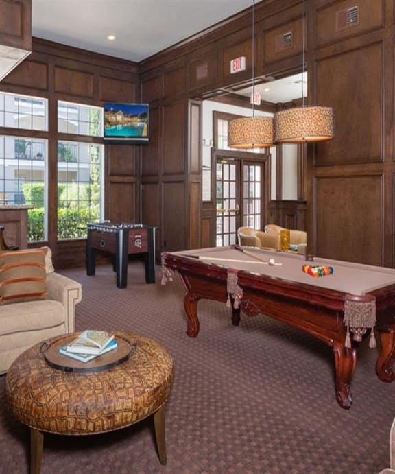 Apartments on Bellaire Estates at Bellaire