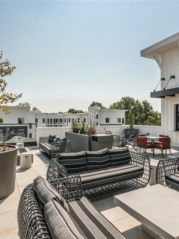 Vintage Gateway Apartments