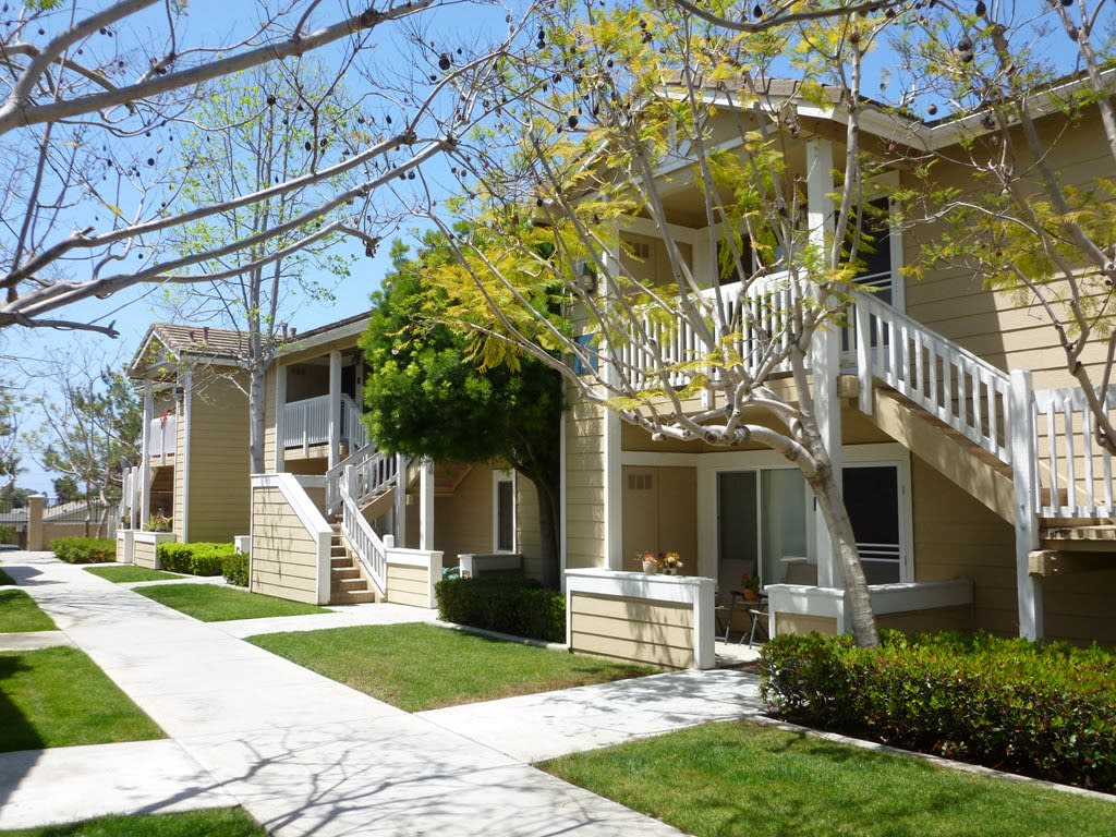 Vintage Pointe Apartments San Diego
