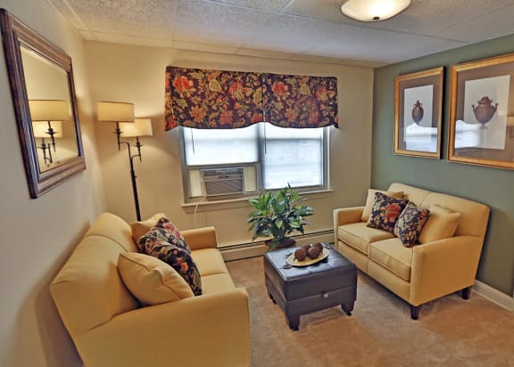 Loch Bend Apartments carpeted living room