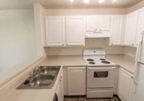 Cobble Court Apartments in Pacific WA