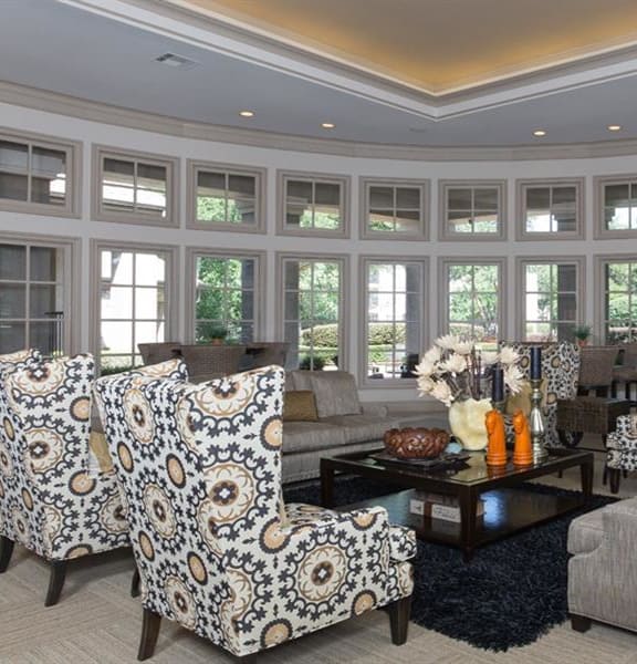 Apartments in Garland, TX Stoneleigh on Spring Creek