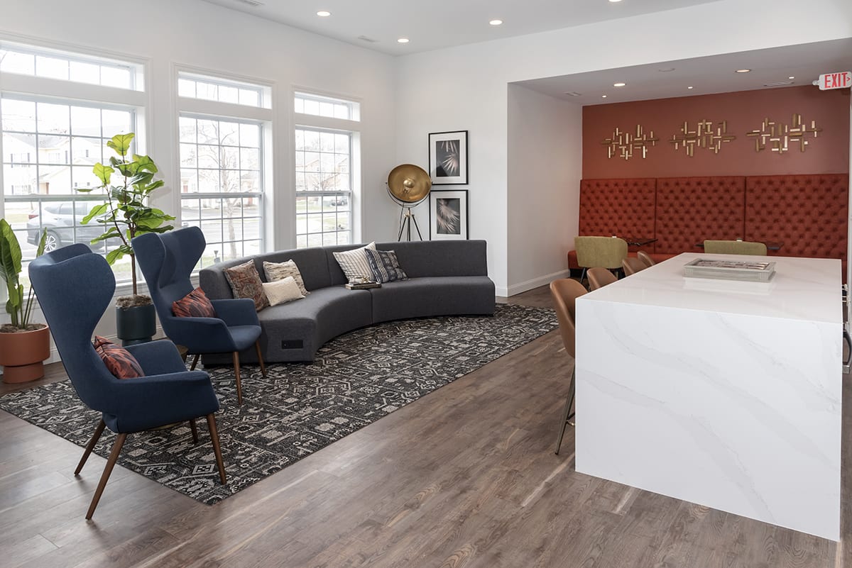 Cascade Shores Townhomes + Flats Custom Page