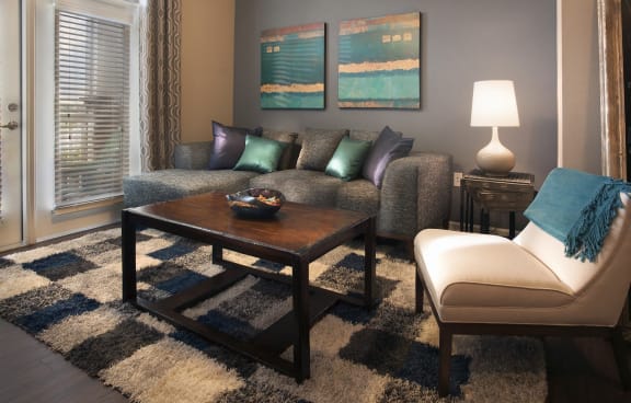 Apartments in Smyrna, TN | Grand Oak at Town Park | Home