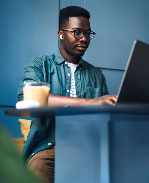 Rockville Apartments near Metro Mira Upper Rock