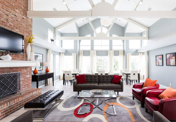 Apartments in Southport, Indianapolis | Sundance Apartments