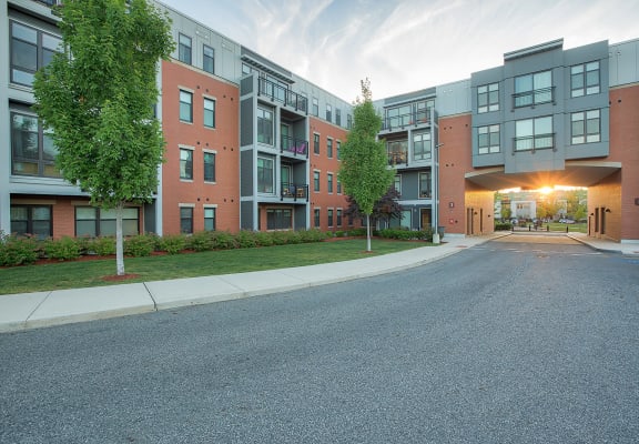 Windsor at Maxwell’s Green Somerville, MA Luxury Apartments