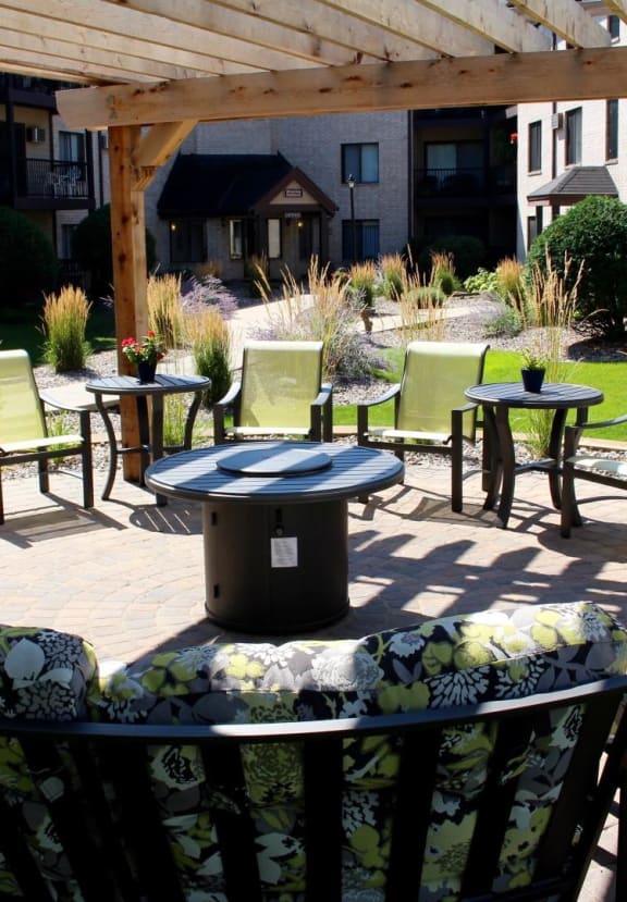 Riverview Highlands Apartments in Saint Paul, MN