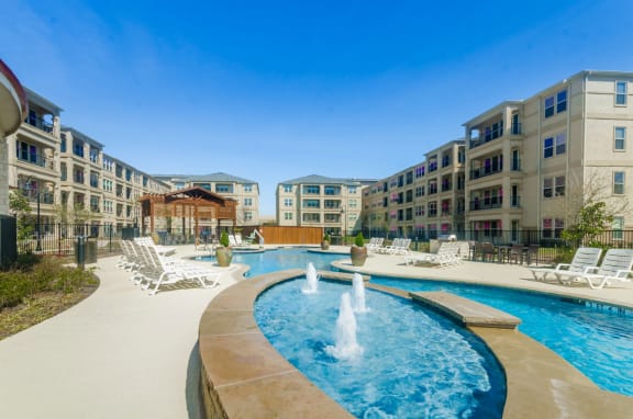Retreat at Wylie Apartments: Senior Living Wylie