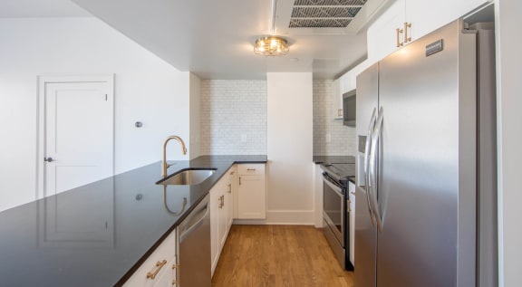 Fully Furnished Kitchen With Stainless Steel Appliances at Maverick, San Antonio, 78205
