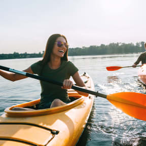 Lifestyle photo of people kayaking
