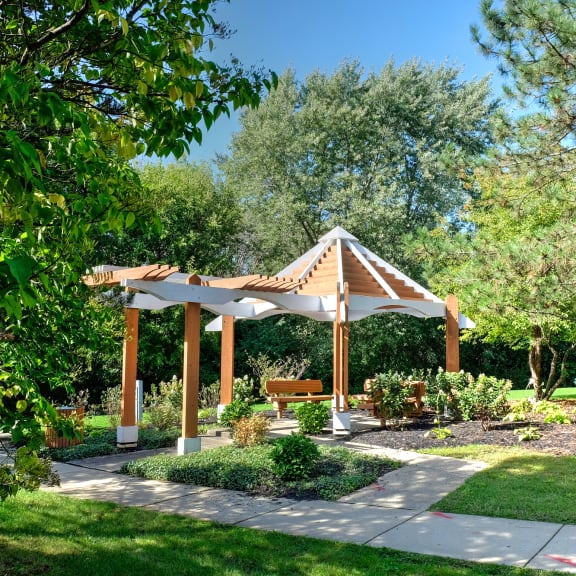 Windbrooke Crossing Apartments in Buffalo Grove, IL