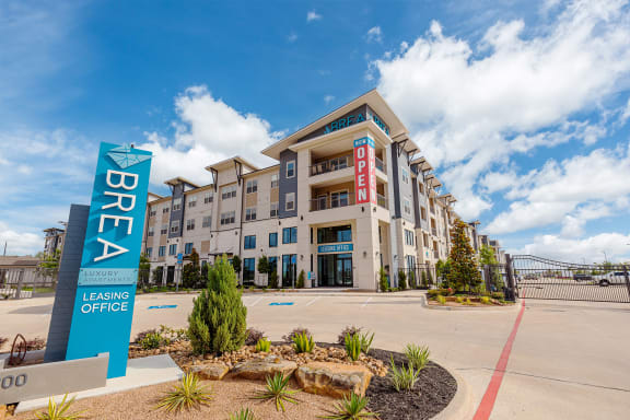 Brea Luxury Apartments: Apartments in Katy