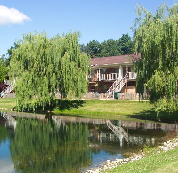 Waterford Court Apartments in Lafayette IN