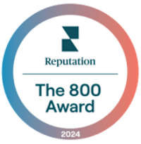 a white circle with the words reputation the 800 award