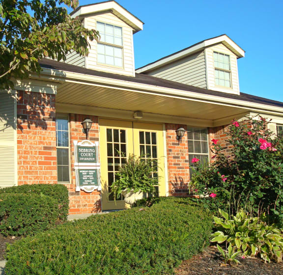 Sebring Court Apartments in Indianapolis IN