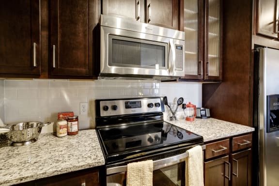 ICON at Dulles 2 Bedroom, 1 Bath 935 SF C15 Available
