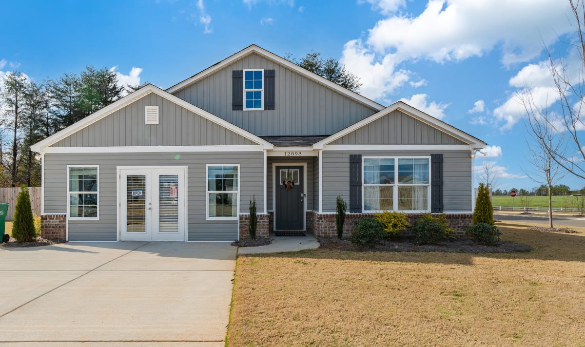 The Grove Moundville Homes for Rent in Moundville, AL