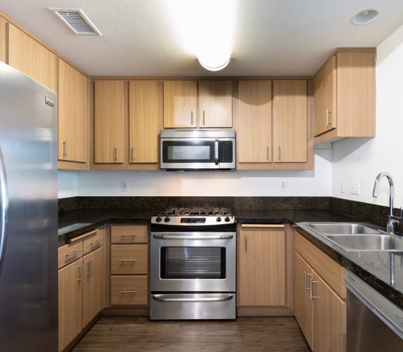 Legacy Apartment Homes Rental Apartments near CSUN Northridge, CA