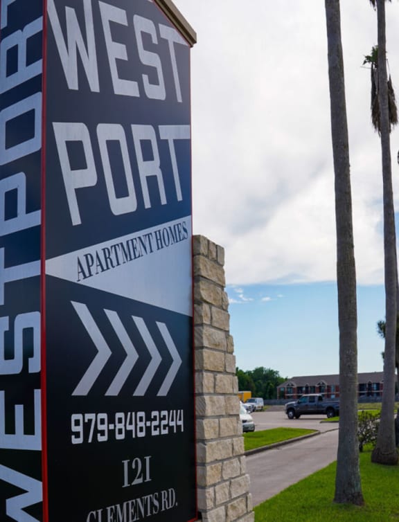 Angleton Apartments Westport