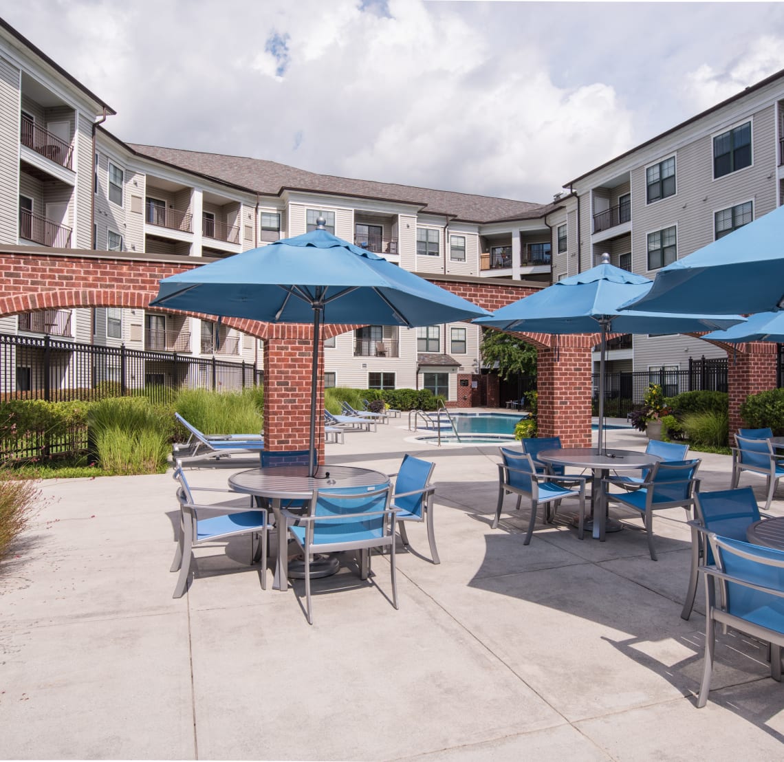 The Cosmopolitan at Lorton Station Modern Apartments in