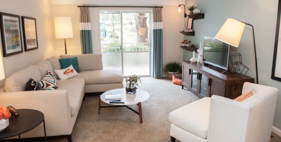 Sterling Glenwood Apartments Located On Glenwood Avenue In Raleigh Nc Sterling Glenwood Apartments Located On Glenwood Avenue In Raleigh Nc