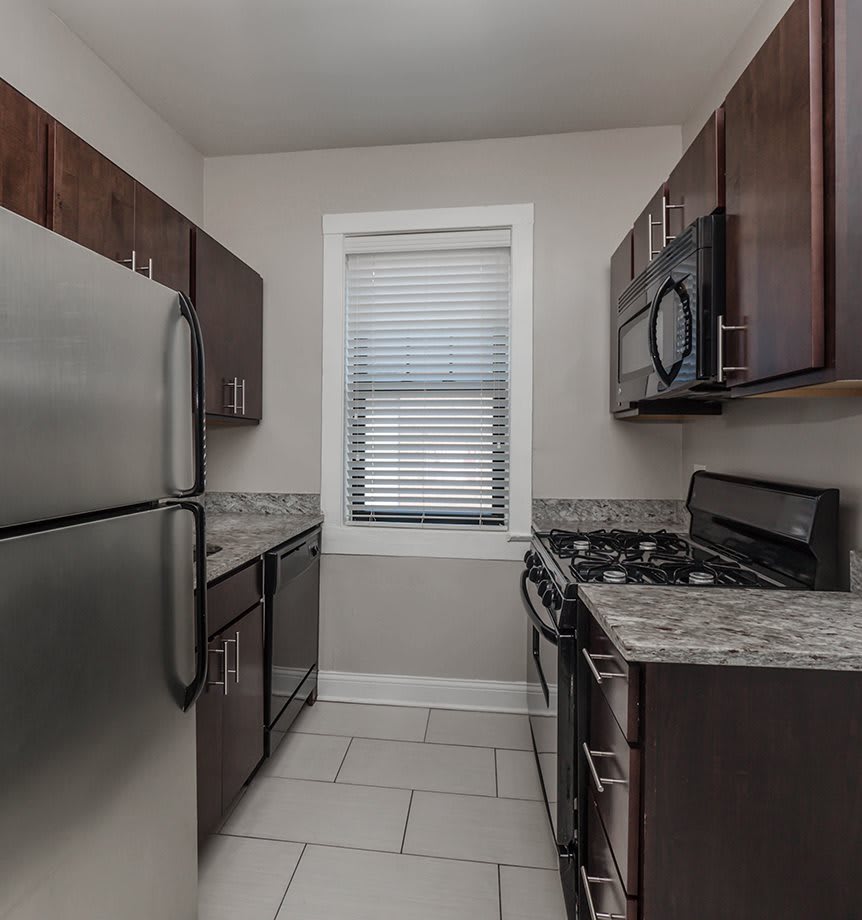 Buena Park Chicago Apartments Irving Courts by Reside