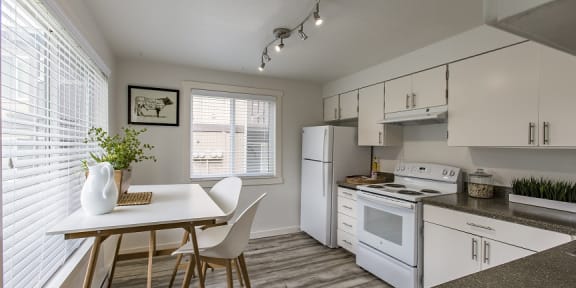 Arlo On 10th Apartments In Kennewick Wa