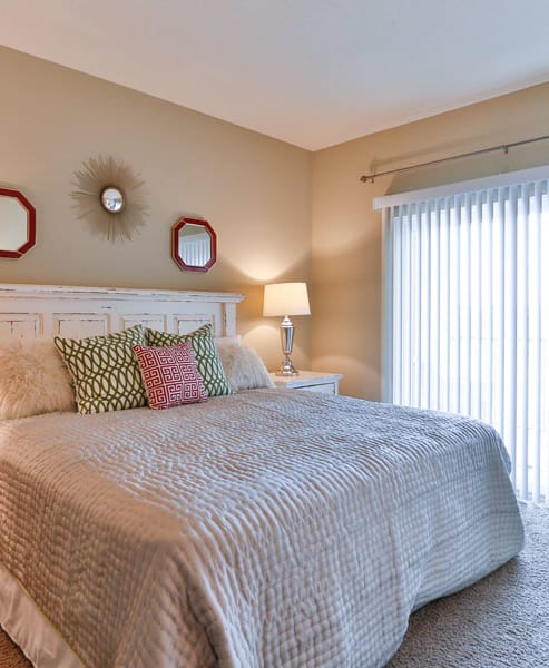 Bedroom at LangTree Lake Norman Apartments, North Carolina, 28117