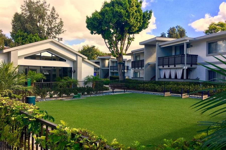 Apartments For Rent in Huntington Beach, CA | Home