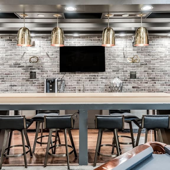 Hiline Heights Apartments in Houston, TX