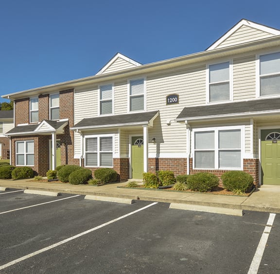 Legacy Village Apartments in Springfield, TN