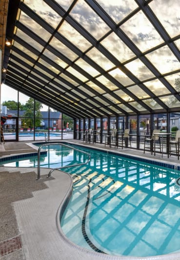 Poolat Waterford Place, Louisville, KY, 40207