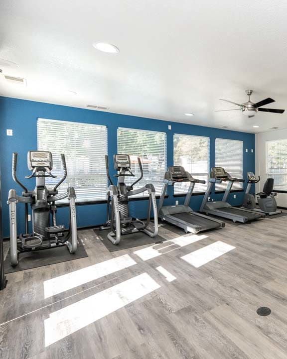 modern gym at Somerfield at Lakeside Apartments Elk Grove, CA