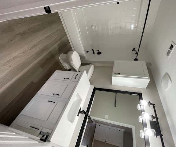 Benton Bathroom