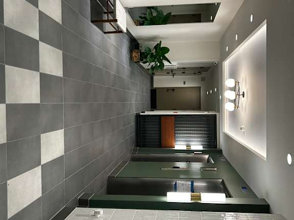 1060 Bishop lobby entrance