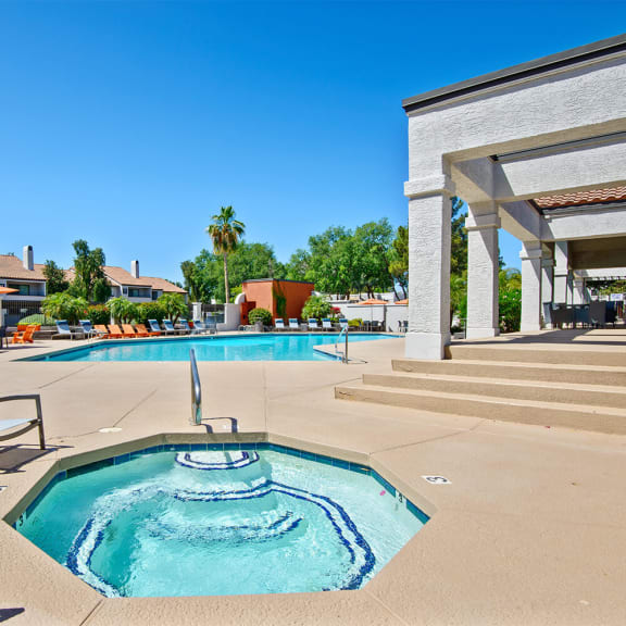 Lore South Mountain Apartments in Ahwatukee, AZ