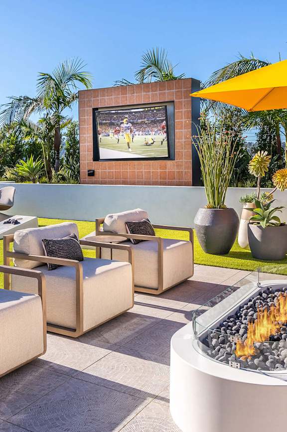 Sky deck seating at The Wylden in Los Angeles CA
