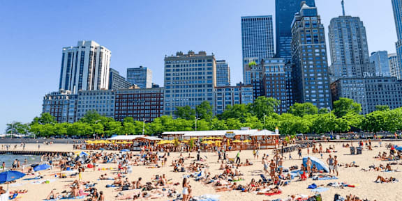 a sunny day at the beach in chicago