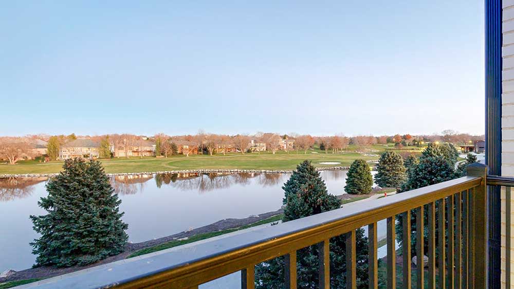 Snapshot of Wilderness Paradise Luxury Apartments With A Private Lake View